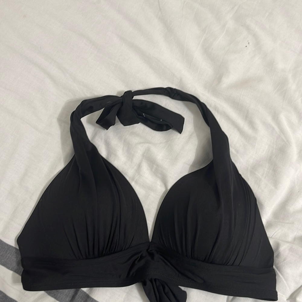 Black swim top. Full coverage. Great for support and hold